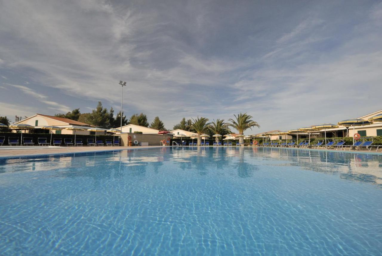 Villaggio Turistico La Cecinella Marina di Cecina Exterior photo